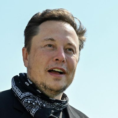 Elon Musk attackiert abtrünnige Werbekunden von X in öffentlichem Auftritt thumbnail